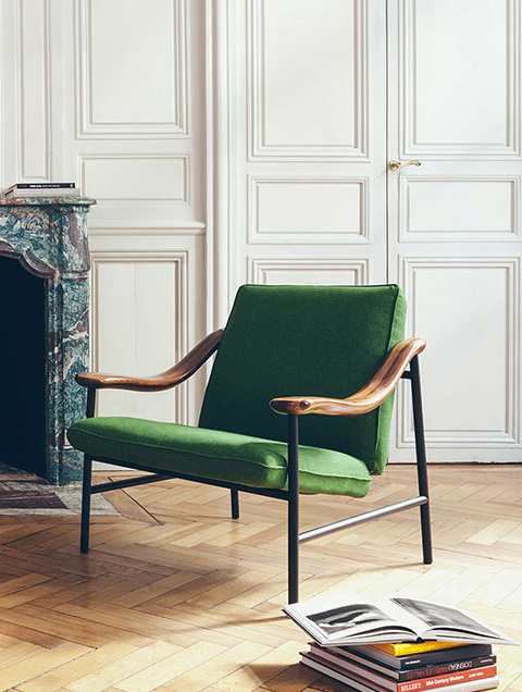 Fauteuil Russel marque Versant éditions. Claude Cartier décoration architecte d'intérieur à Lyon.