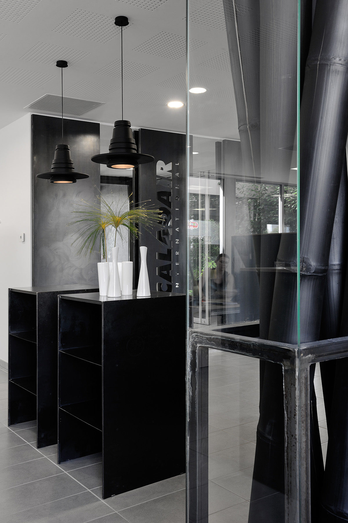 Réalisation commercial. Claude Cartier décoration architecte d'intérieur à Lyon.