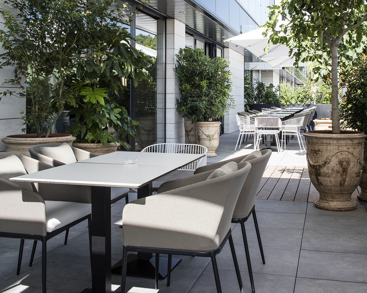 Réalisation commercial Claude Cartier décoration architecte d'intérieur à Lyon.