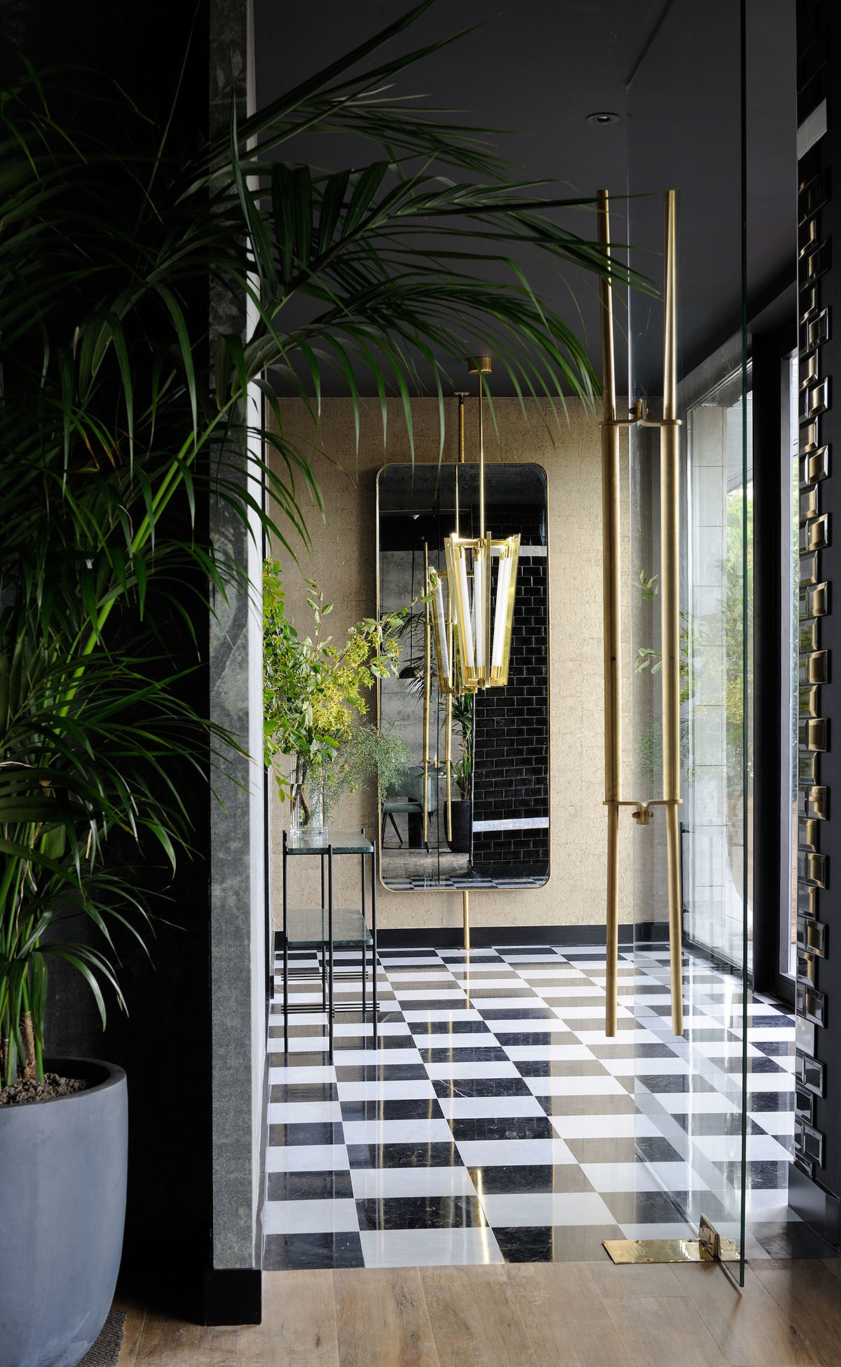 Réalisation commercial Claude Cartier décoration architecte d'intérieur à Lyon.